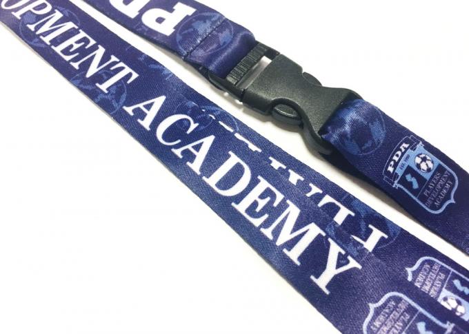 Plastic Safety Buckle Metal Hook Dye Sublimated Lanyards For Soccer Group Team